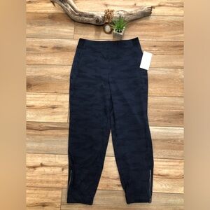 Athleta Brooklyn Heights Joggers Navy Blue Camo Pants